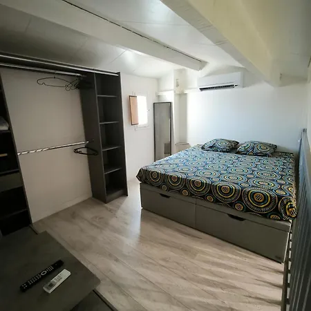 Maison Village Acces Et Commerces A Pieds